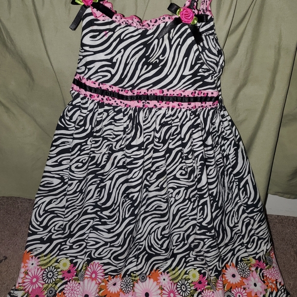 20 piece girls lot size 5-8 (all fits my 5/6 year old) - Picture 9 of 16